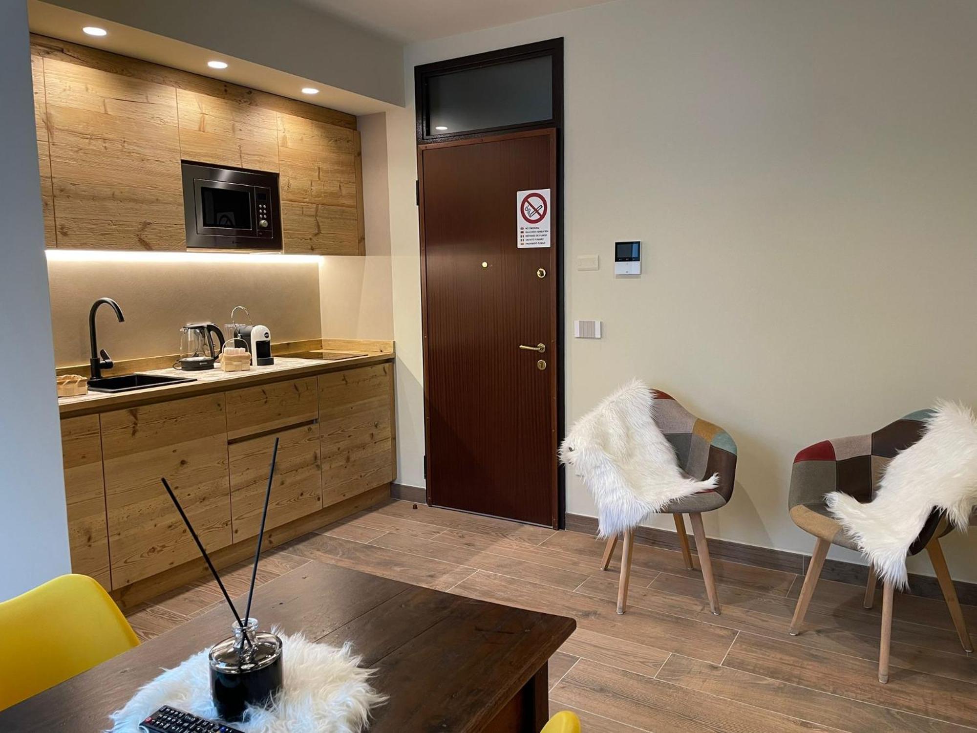Trilogy Apartment Aosta Exterior foto